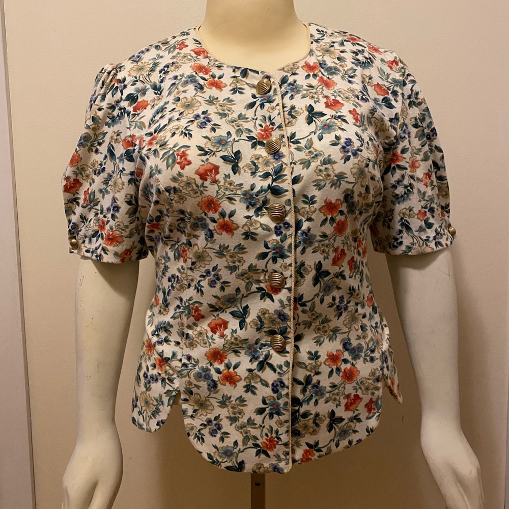 Vintage button down flower peasant top shirt